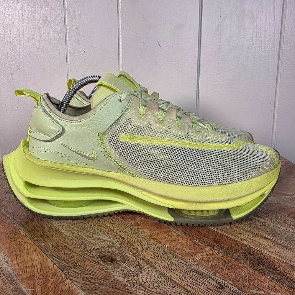 Nike Trainers Womens Size US 10 Zoom Double Stacked Barely Volt Running Shoes